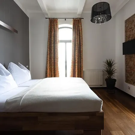 Arena Hotel